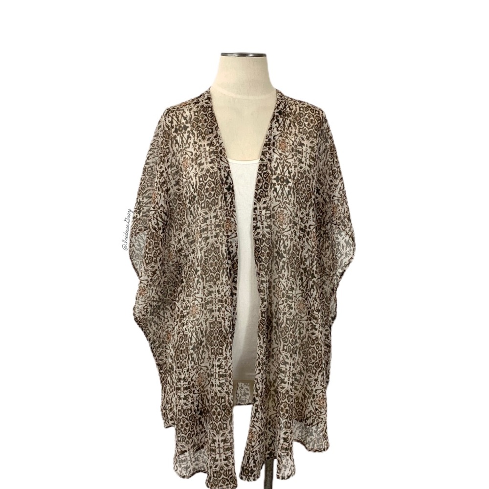 Sun & Shadow- Brown Cream Print Kimono Size M/L